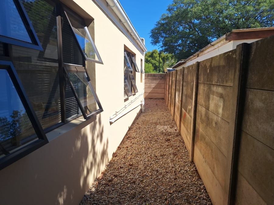 To Let 1 Bedroom Property for Rent in Retief Eastern Cape